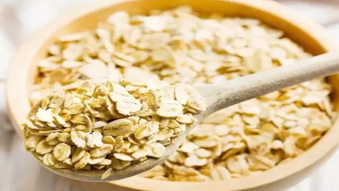 10 Luxurious Oatmeal Face Packs for Glowing Skin